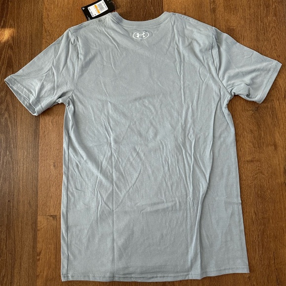 Under Armour Men's Grey Small T-Shirt NWT - Picture 2 of 2